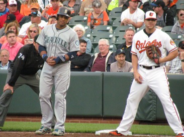 Robinson Cano and Chris Davis at first base